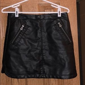 Small Silence + Noise leather skirt NWOT